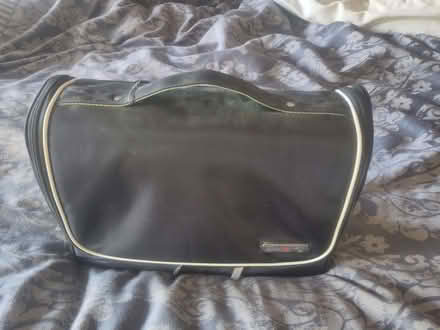 Photo of free Car cleaning?polishing kit (Henley-on-Thames RG9) #3