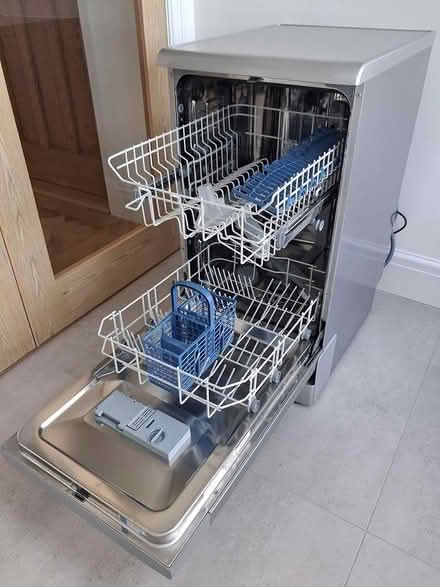 Photo of free Narrow Indesit Dishwasher (Audlem CW3) #2