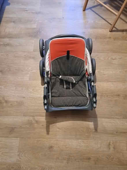 Photo of free Doll's pushchair (Hollywood, B47) #2