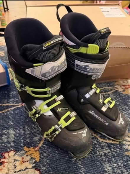 Photo of free Sky boots (SL1 (next to mc donalds)) #1