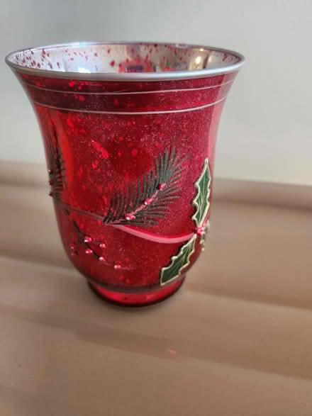 Photo of free Glass christmas vase (North York Civic Centre) #2