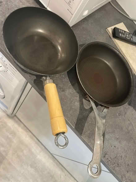 Photo of free Wok & frying pan (Letchworth SG6) #1