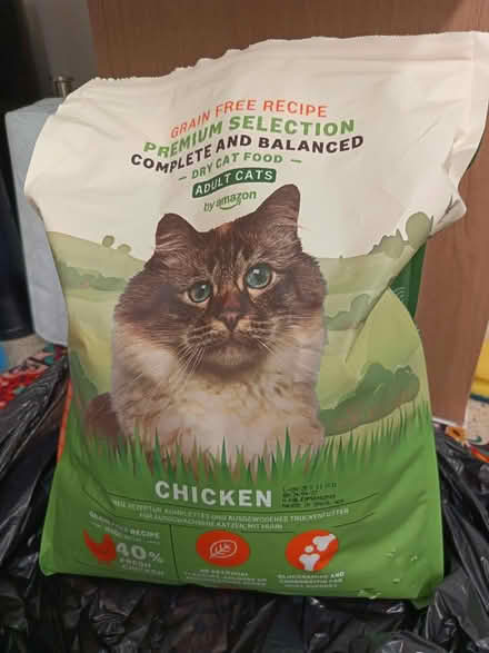 Photo of free 3kg bag cat food (WF3 Stanley) #1