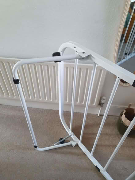 Photo of free Single trundle bed (Glastonbury BA6) #2