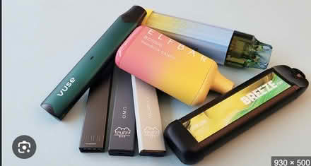 Photo of any unwanted vapes, devices or suppies (Dunstable LU6) #1