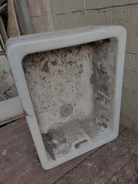 Photo of free Reclaimed Belfast sink (Westwood / Royal Doulton) (Tutnalls GL15) #1