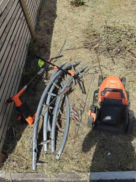 Photo of free Scrap metal and lawnmower (Romford RM3) #1