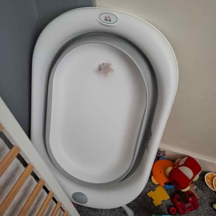 Photo of free Collapsible baby bath (Birmingham B19) #1