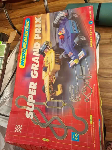 Photo of free scalextric (Enfield EN1) #2