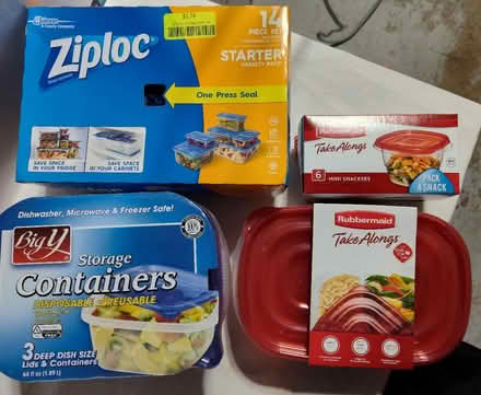 Photo of free NEW** food storage containers (Saugus) #1