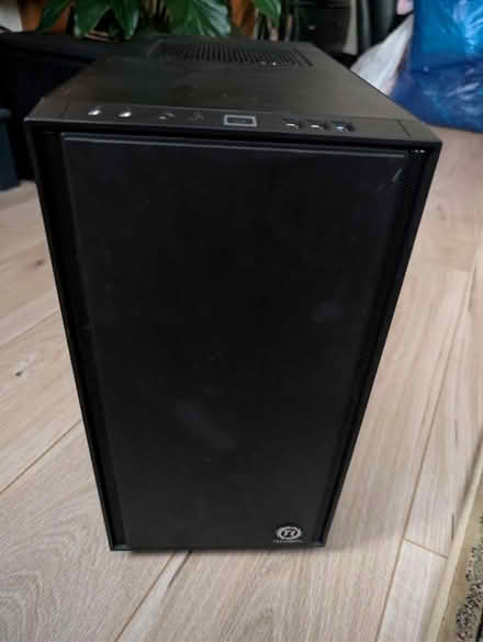 Photo of free PC case with Motherboard and CPU (Clayhall IG4) #1