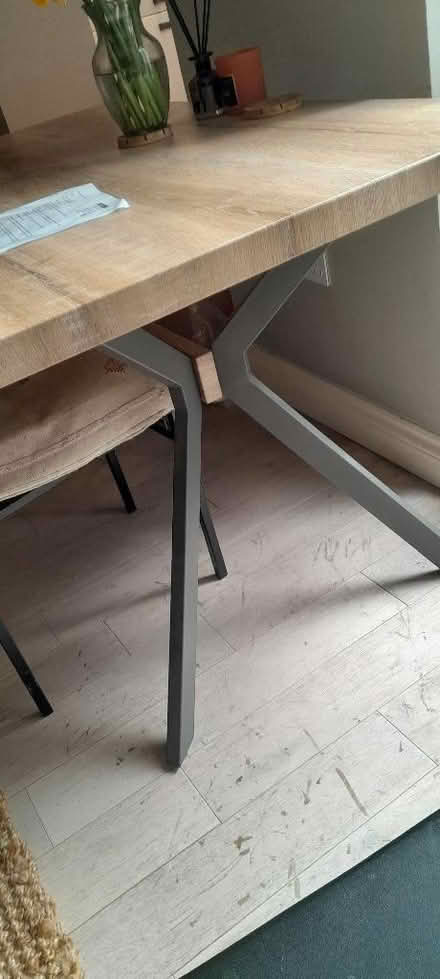 Photo of free 1400x800 table collection balham (Balham SW12) #2