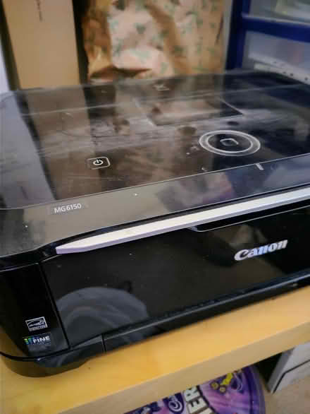 Photo of free Inkjet printer and shredder (Leigh RH2) #1