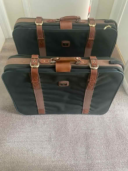 Photo of free Suitcases (Biggin Hill (Bromley)) #1