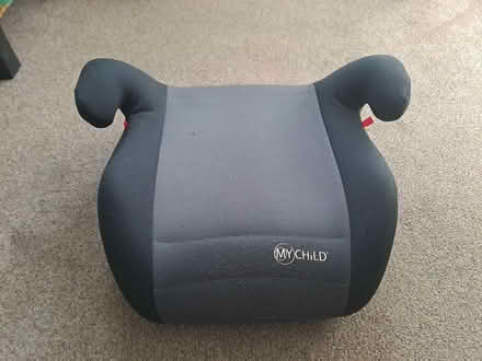 Photo of free Kids' car booster seat (W13, Northfields) #1