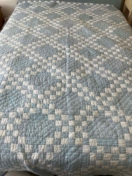 Photo of free Kingsize bedspread 240x240 (W5) #3