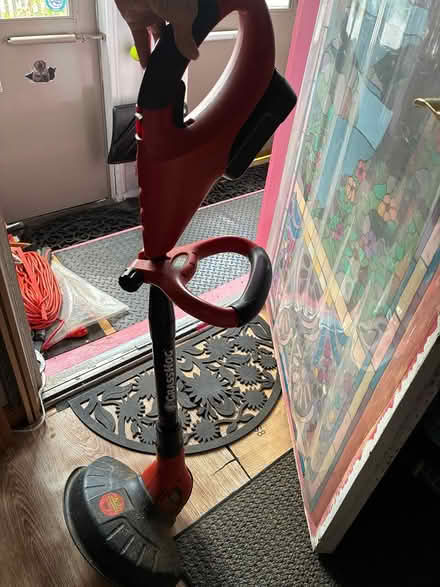 Photo of free battery trimmer- works fine (Wappingers) #3