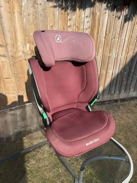 Photo of free Max Cosi car seat for 3.5 - 12 years (Purton SN5) #4