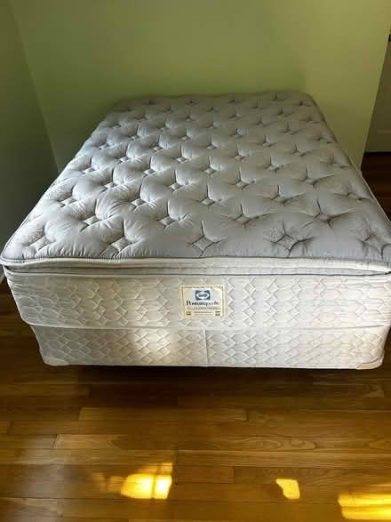 Photo of free Sealy Posture-pedic Double Bed (Cranbury area of Norwalk, CT) #2
