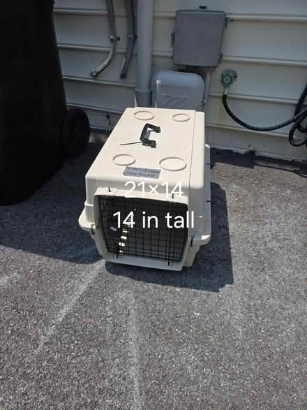 Photo of free Animal carrier (Marley Run/Huntingtown) #1