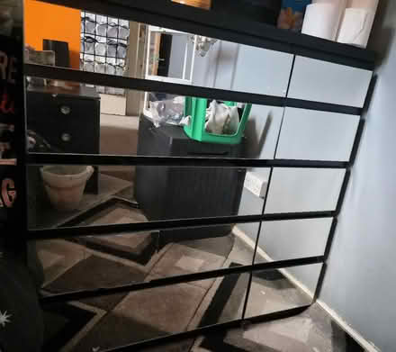 Photo of free Mirrored Chest of Drawers (Cliftonville CT9) #1