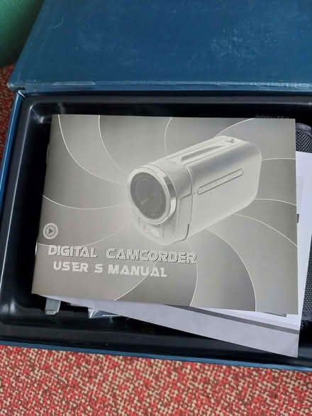 Photo of free 5.1mp Digital Video camera (Langdon Hills SS16) #4