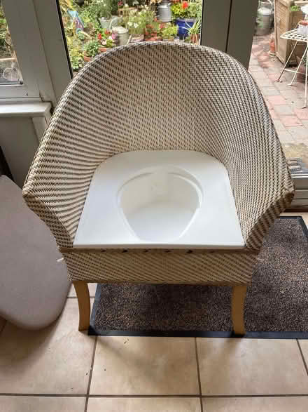 Photo of free Commode (Sweeny Mountain SY10) #2