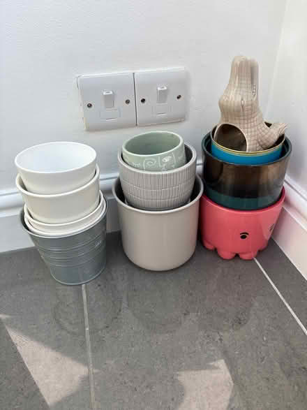 Photo of free Plant pots (Witney OX28) #1