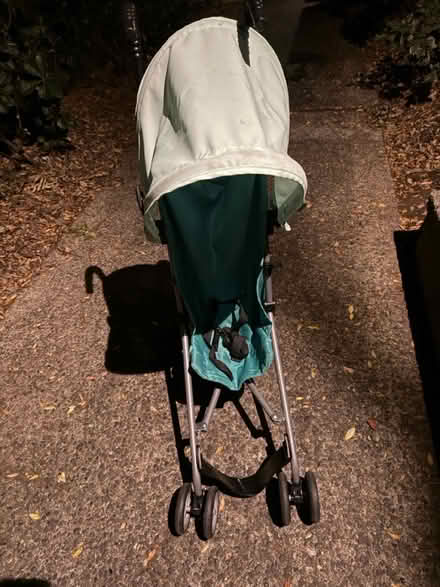 Photo of free Small child’s collapsible stroller (1075 Valencia Avenue) #3