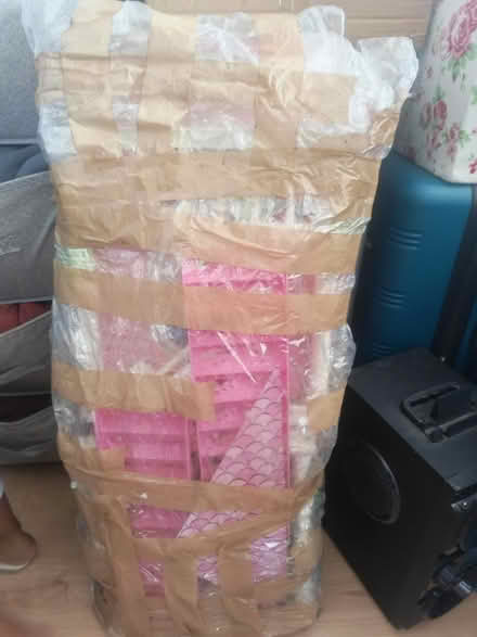 Photo of free Barbie doll house (Sutton SM1) #1