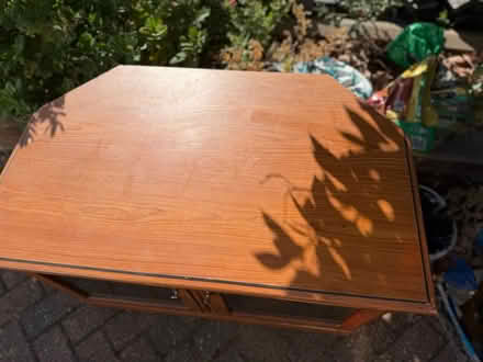 Photo of free Tv unit (Isleworth, TW7) #3