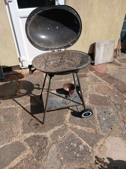 Photo of free BBQ (Butlocks Heath SO31) #2