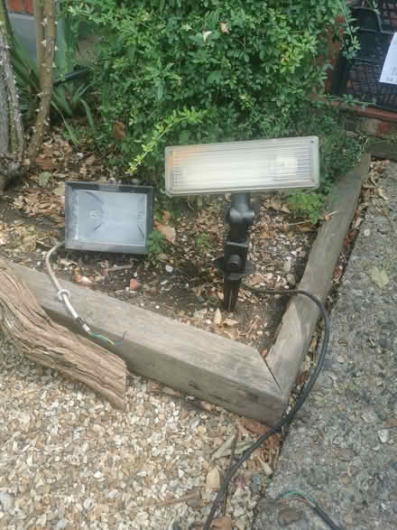 Photo of free Garden light and Flood Light (Perivale W5) #1