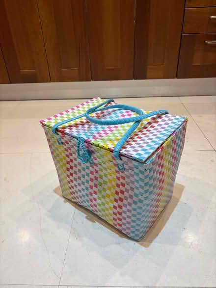 Photo of free Picnic basket with disposable content (Chelsea SW3) #1
