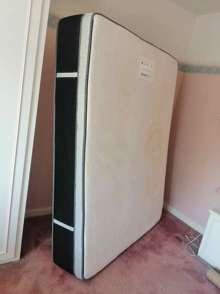 Photo of free Kingsize Mattress. (South Beddington SM6) #1