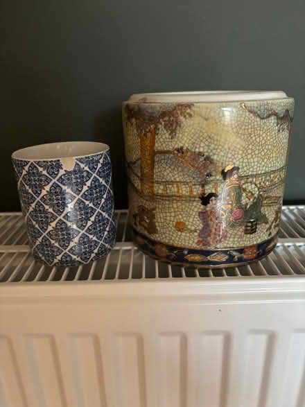 Photo of free Ceramic holders (Trinity EH5) #1