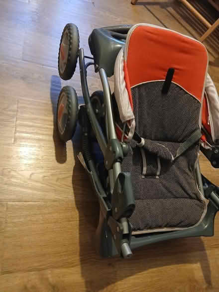 Photo of free Doll's pushchair (Hollywood, B47) #3