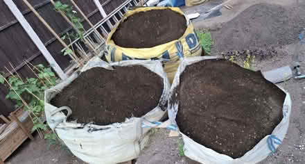 Photo of free sieved soil - grow, level, elevate, fill holes... (Hamstead B43) #1