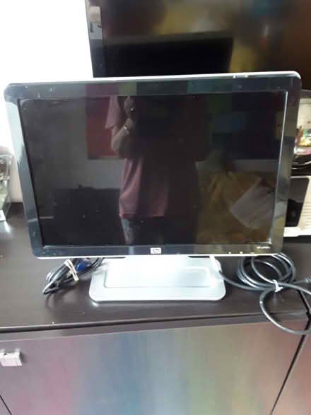 Photo of free HP computer monitor with cables VGA connection only (Penrith CA11) #1