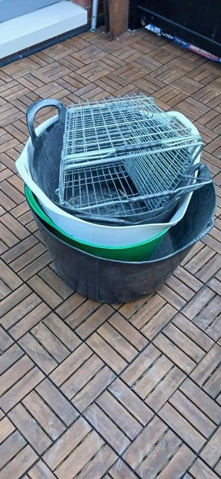 Photo of free 5 flexi tubs & 2 shopping baskets (Merry Hill BS7) #1