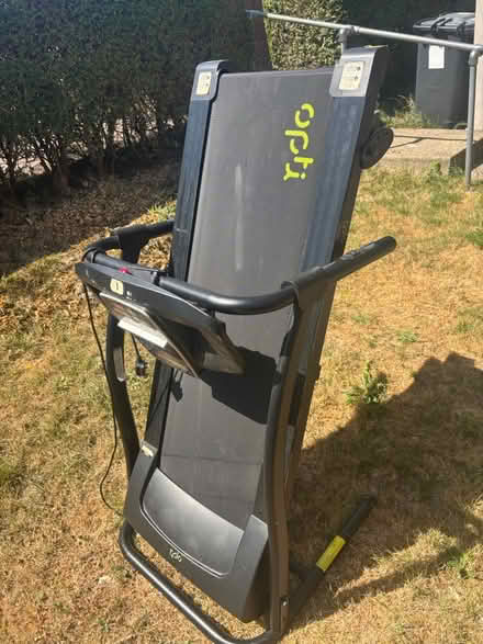 Photo of free Treadmill (Borehamwood) #1