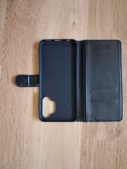 Photo of free Case For Samsung A13 Smartphone (Used) (Sevenoaks TN13) #2