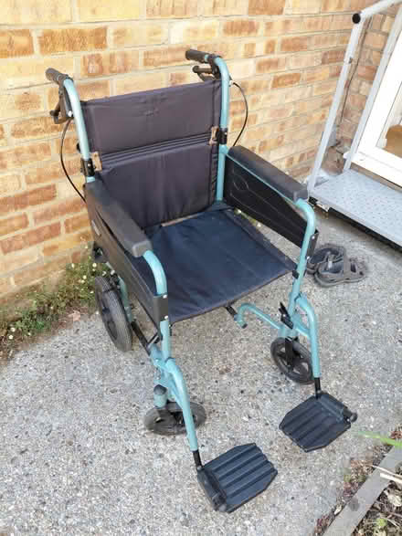 Photo of free Days escape lite wheelchair (CM1 springfield) #1