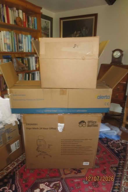 Photo of free Extra strong and large box (Little Welland WR13) #1