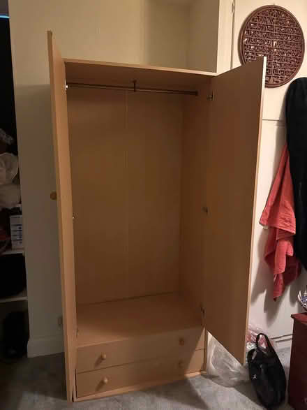 Photo of free Wardrobe (Caterham CR3) #2