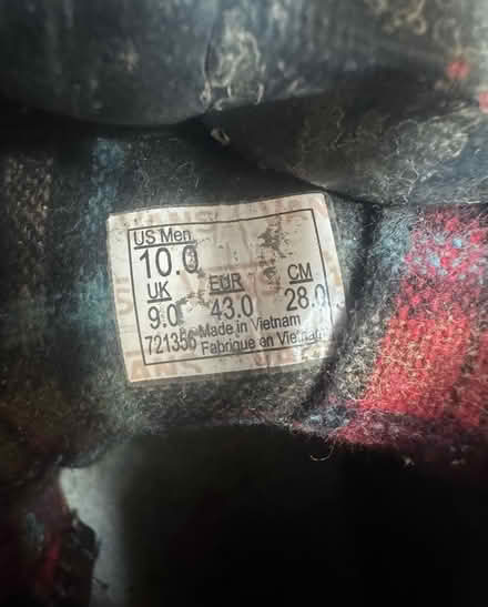Photo of free used men’s size 9 work boots (Acton W3) #2