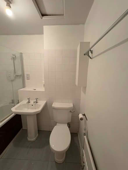 Photo of free Bath tub, toilet and basin (Westbourne Green W2) #1