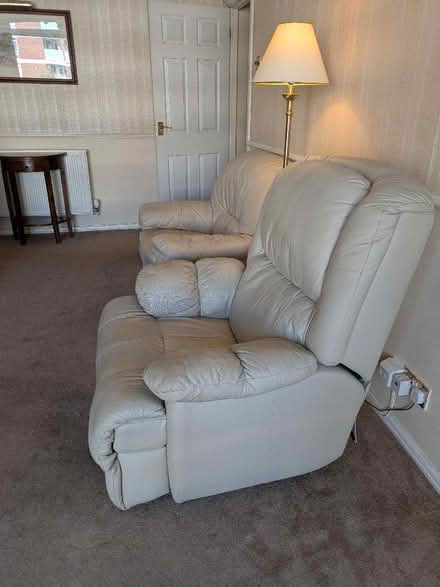Photo of free Cream leather recliner (Ulverley Green B92) #3