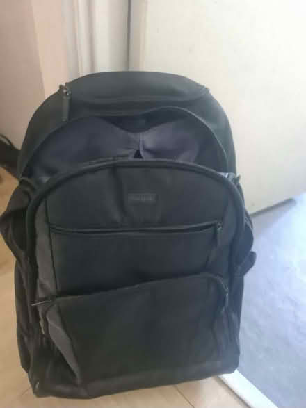 Photo of free Targus Black backpack/suitcase (Portsmouth PO2) #1