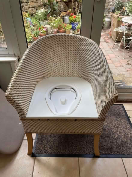 Photo of free Commode (Sweeny Mountain SY10) #3